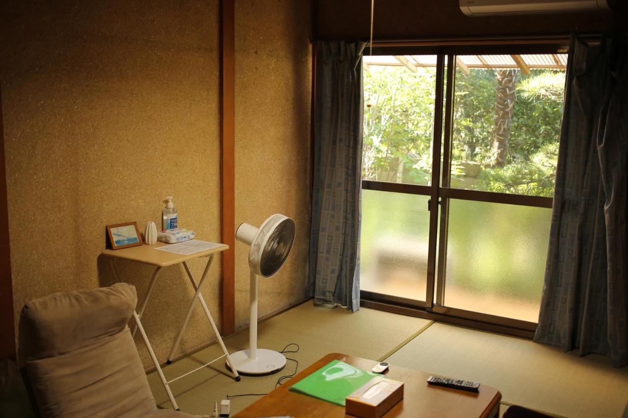 Hojo Suigun Youth Hostel Matsuyama  Buitenkant foto