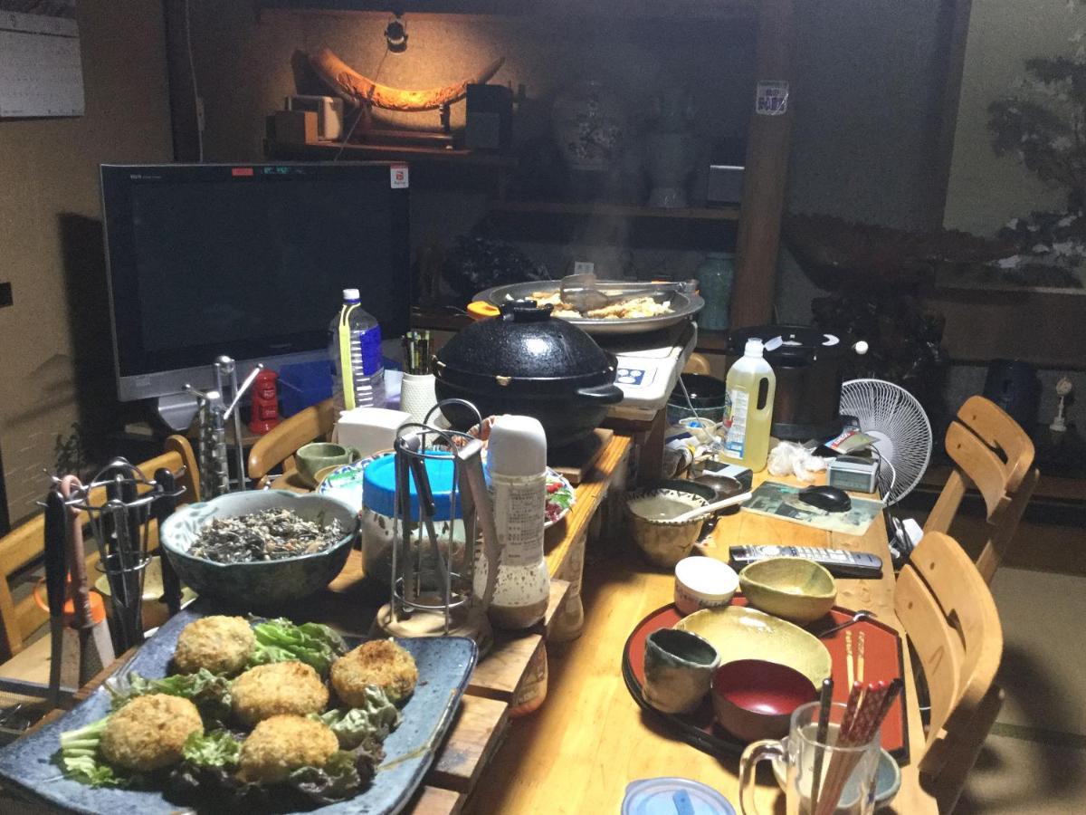 Hojo Suigun Youth Hostel Matsuyama  Buitenkant foto