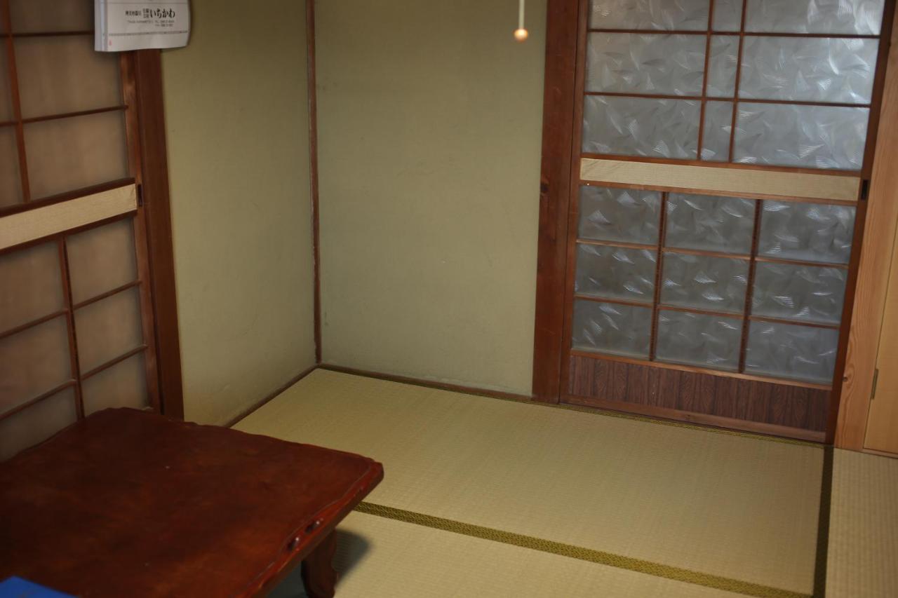 Hojo Suigun Youth Hostel Matsuyama  Buitenkant foto