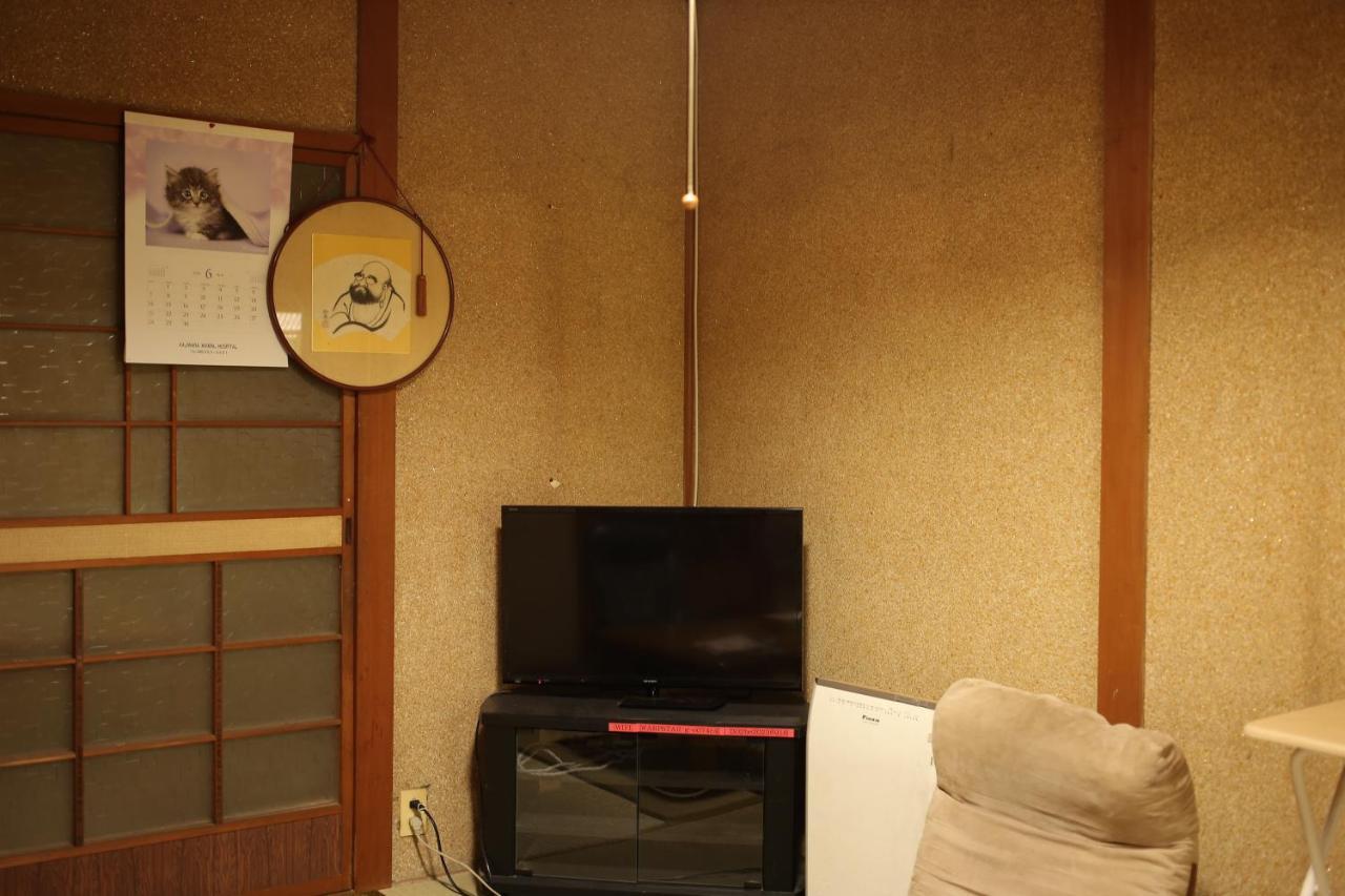 Hojo Suigun Youth Hostel Matsuyama  Buitenkant foto